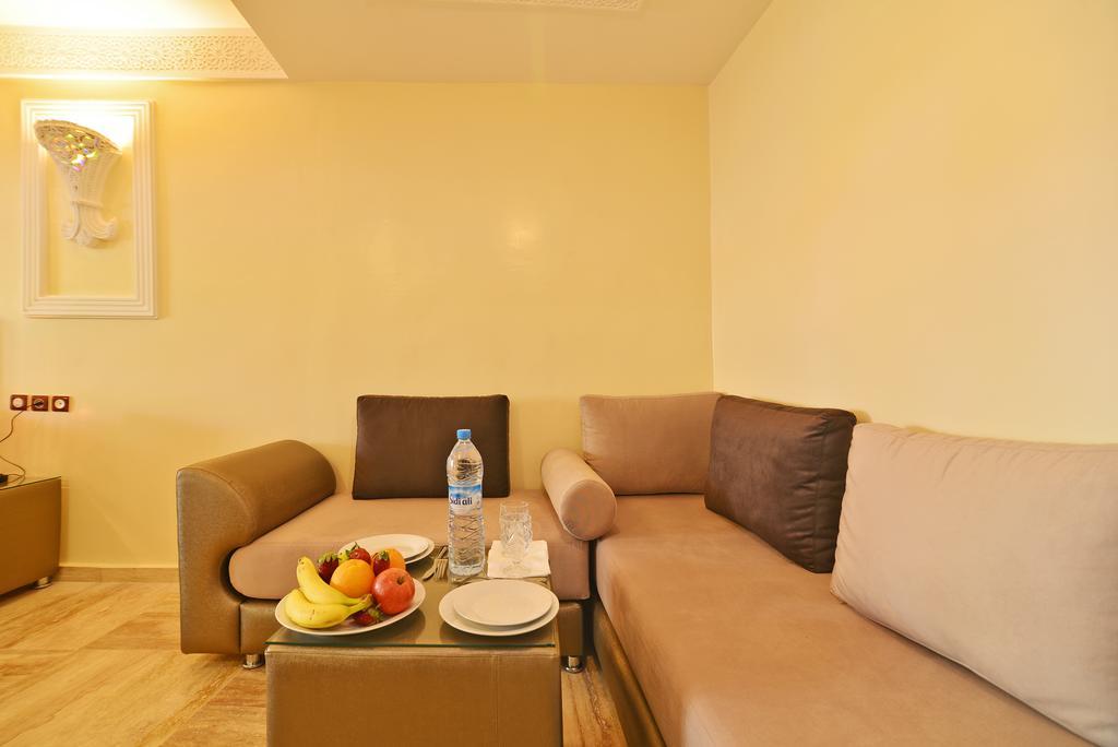 Hotel Blue Sky Fes Exterior photo